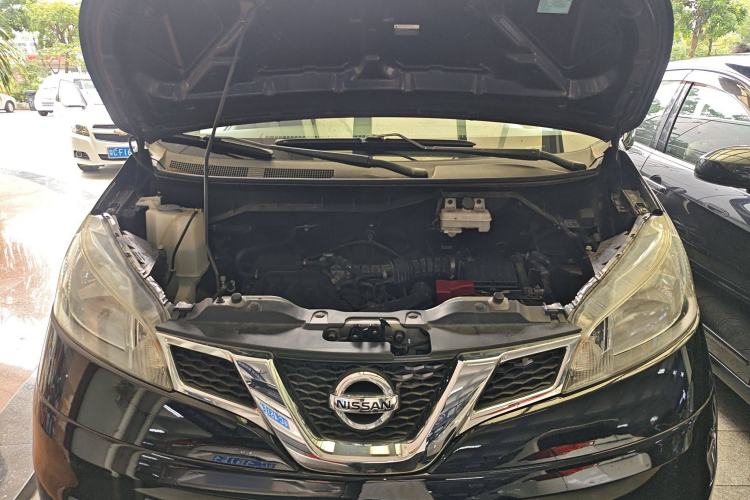 Used Nissan NV200 2014 1.6L CVT Zunya Trim China V Standard Engine Bay