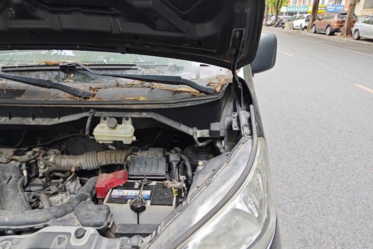 Used Nissan NV200 2014 1.6L CVT Zunya Trim China V Standard Engine Bay Left