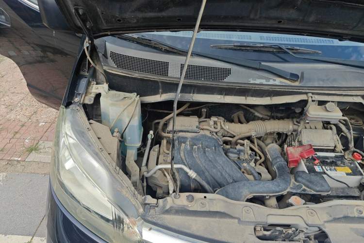 Used Nissan NV200 2014 1.6L Manual Luxury Model China V Standard Engine Bay Right