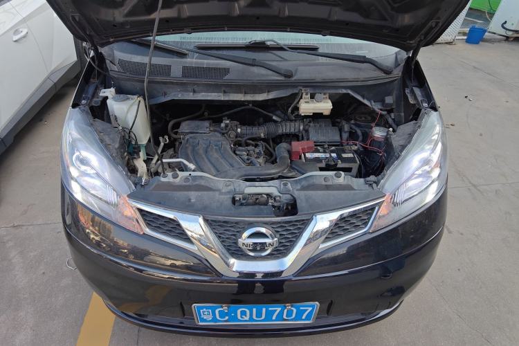 Used Nissan NV200 2014 1.6L CVT Luxury Model China IV Standard Engine Bay
