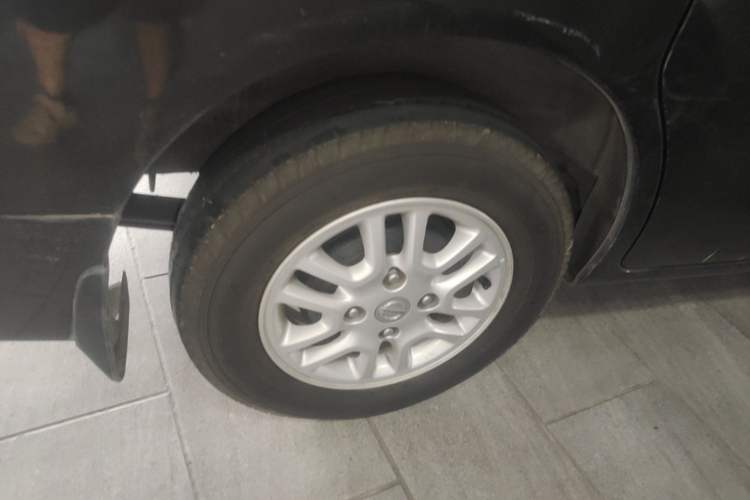 Used Nissan NV200 2014 1.6L CVT Zunya Model China IV Standard Exterior 5