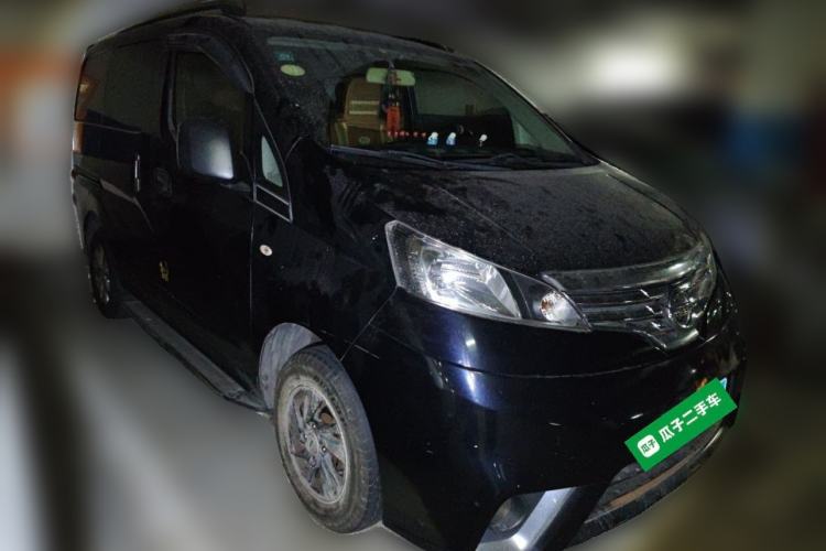 Used Nissan NV200 2014 1.6L Manual Luxury Model China V Standard Front Right 45 Deg