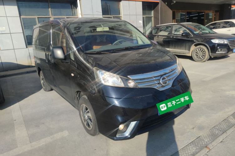 Used Nissan NV200 2014 1.6L CVT Luxury Model China IV Standard Front Right 45 Deg