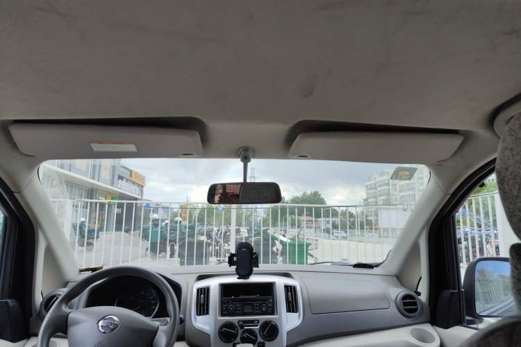 Used Nissan NV200 2014 1.6L CVT Luxury Model China IV Standard Headliner