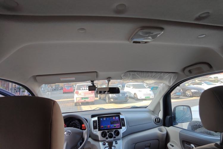 Used Nissan NV200 2014 1.6L CVT Luxury Model China IV Standard Headliner