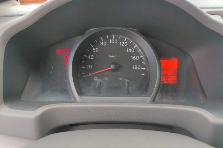Used Nissan NV200 2014 1.6L CVT Luxury Model China IV Standard Instrument Cluster