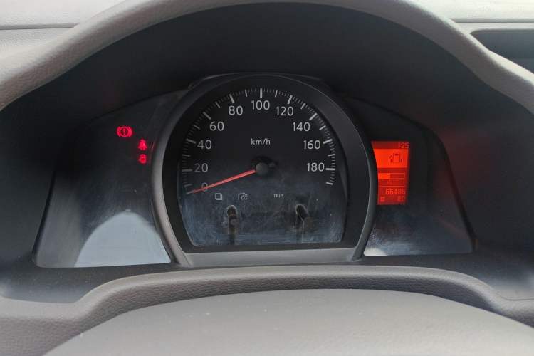 Used Nissan NV200 2014 1.6L Manual Luxury Model China V Standard Instrument Cluster