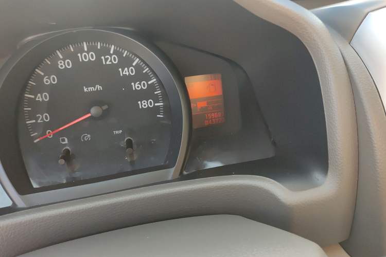 Used Nissan NV200 2014 1.6L Manual Luxury Model China IV Standard Instrument Cluster