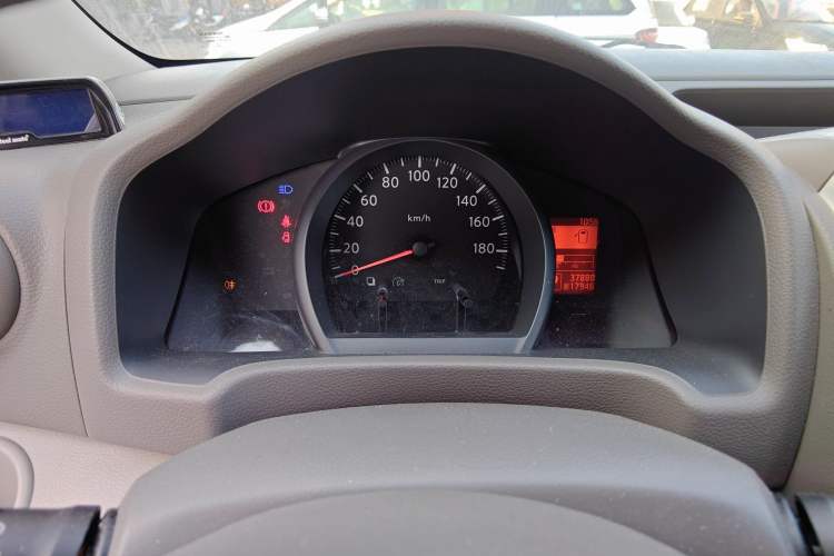 Used Nissan NV200 2014 1.6L CVT Luxury Model China IV Standard Instrument Cluster