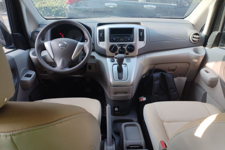Used Nissan NV200 2014 1.6L CVT Luxury Model China IV Standard Interior 2