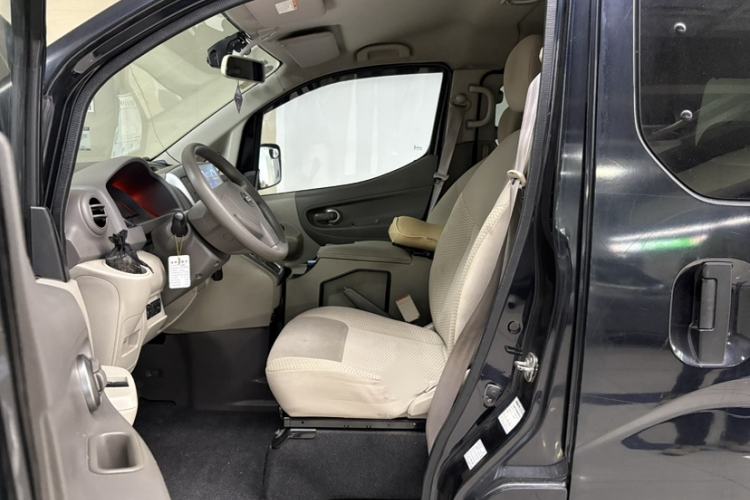 Used Nissan NV200 2014 1.6L Manual Luxury Model China V Standard Interior 2