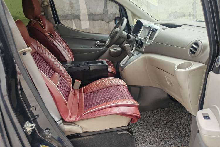 Used Nissan NV200 2014 1.6L CVT Luxury Edition China V Standard Interior 3
