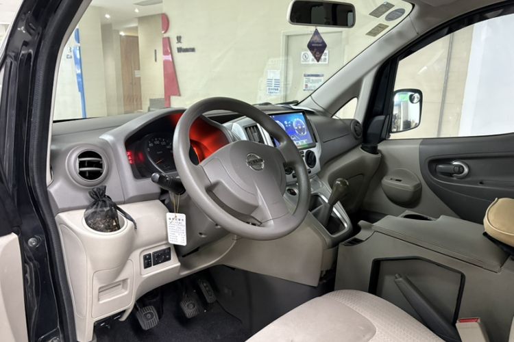 Used Nissan NV200 2014 1.6L Manual Luxury Model China V Standard Interior 4
