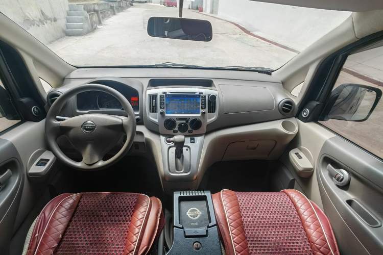 Used Nissan NV200 2014 1.6L CVT Luxury Edition China V Standard Interior 9