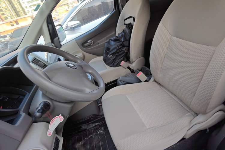Used Nissan NV200 2014 1.6L CVT Luxury Model China IV Standard Left Front Seat