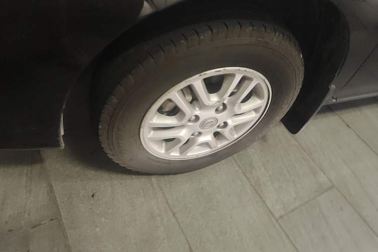 Used Nissan NV200 2014 1.6L CVT Zunya Model China IV Standard Left Front Wheel Hub