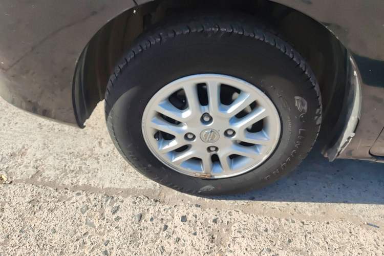 Used Nissan NV200 2014 1.6L Manual Luxury Model China IV Standard Left Front Wheel Hub