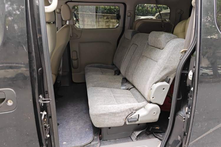Used Nissan NV200 2014 1.6L CVT Zunya Trim China V Standard Left Rear Seat