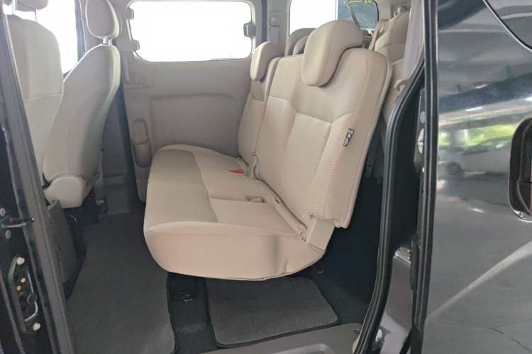 Used Nissan NV200 2014 1.6L CVT Zunya Trim China V Standard Left Rear Seat
