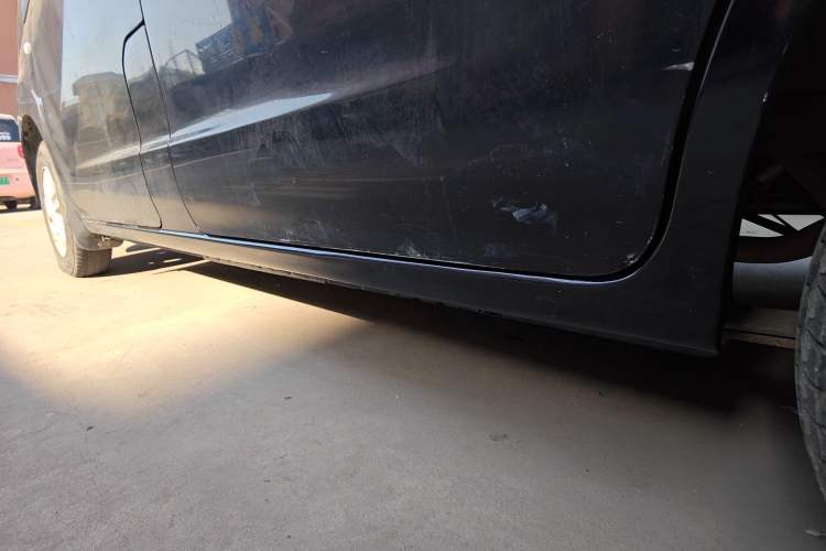 Used Nissan NV200 2014 1.6L CVT Luxury Model China IV Standard Left Side Sill