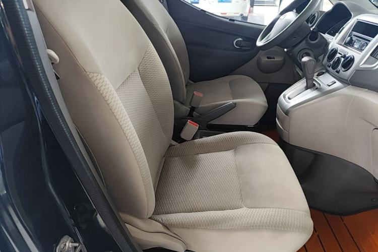 Used Nissan NV200 2014 1.6L CVT Zunya Model China IV Standard Right Front Seat