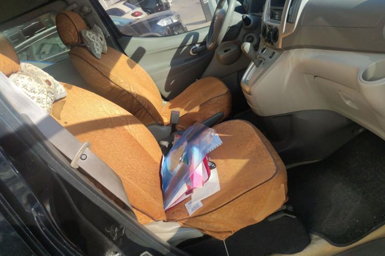 Used Nissan NV200 2014 1.6L CVT Luxury Model China IV Standard Right Front Seat