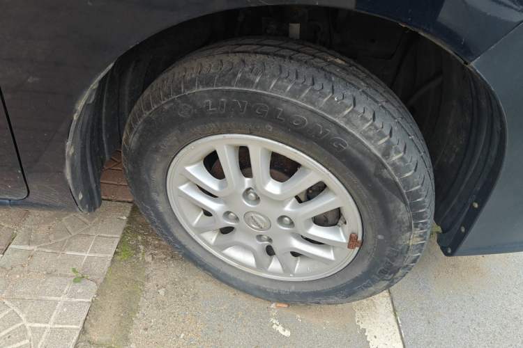 Used Nissan NV200 2014 1.6L Manual Luxury Model China V Standard Right Front Wheel Hub