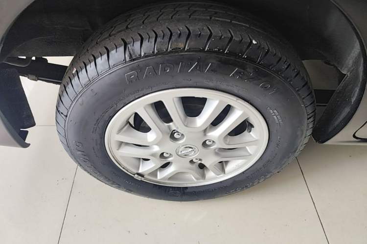 Used Nissan NV200 2014 1.6L CVT Zunya Model China IV Standard Right Rear Wheel Hub