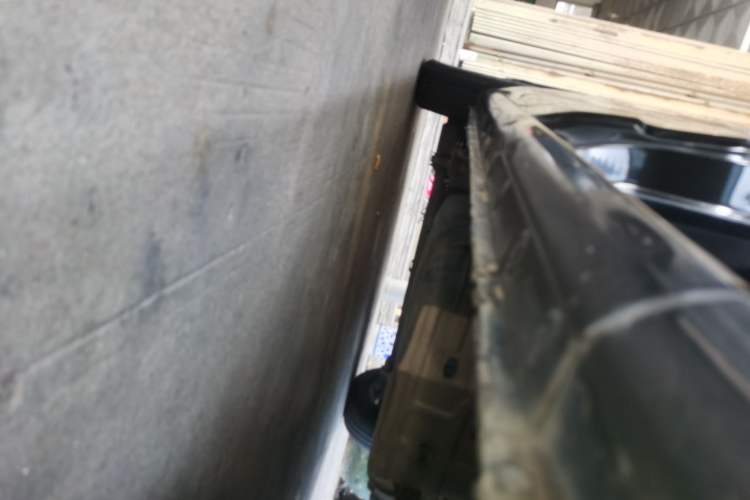 Used Nissan NV200 2014 1.6L CVT Luxury Model China IV Standard Right Side Sill