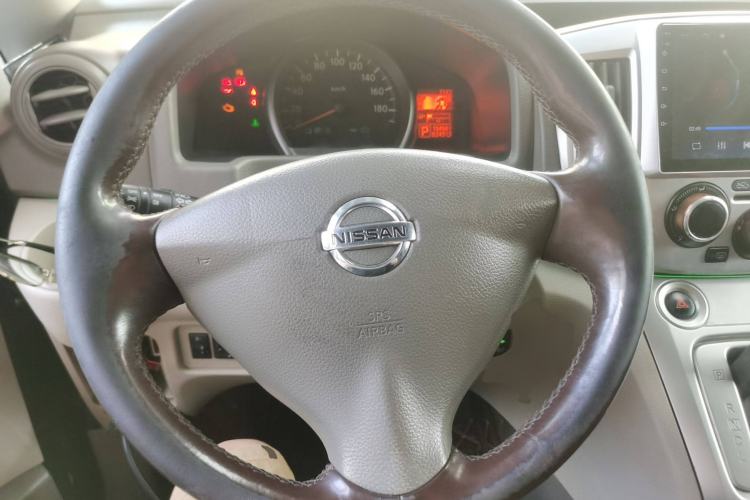 Used Nissan NV200 2014 1.6L CVT Luxury Model China IV Standard Steering Wheel