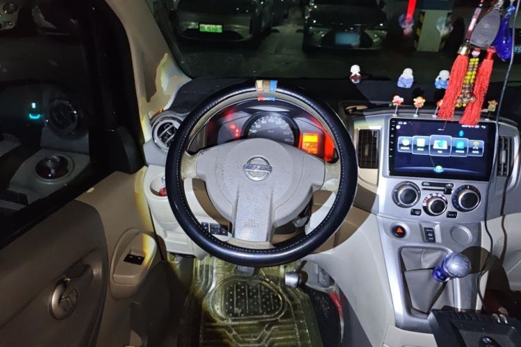 Used Nissan NV200 2014 1.6L Manual Luxury Model China V Standard Steering Wheel