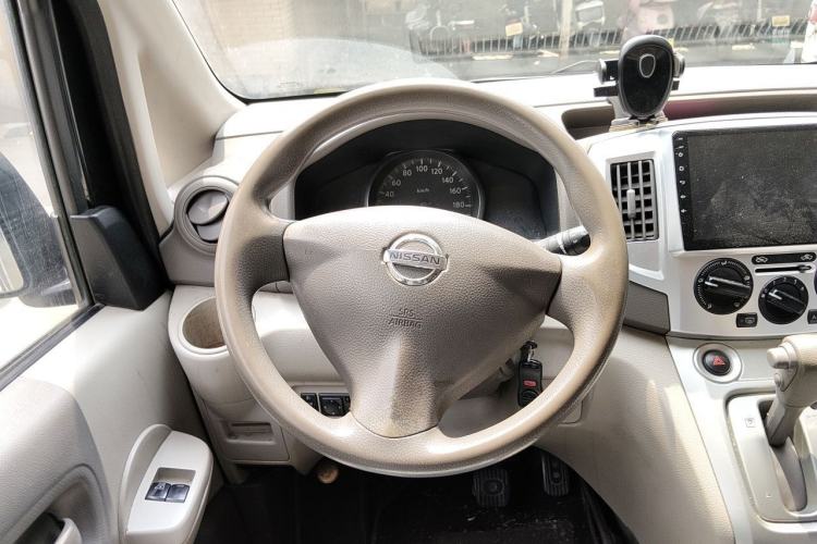Used Nissan NV200 2014 1.6L CVT Luxury Model China IV Standard Steering Wheel