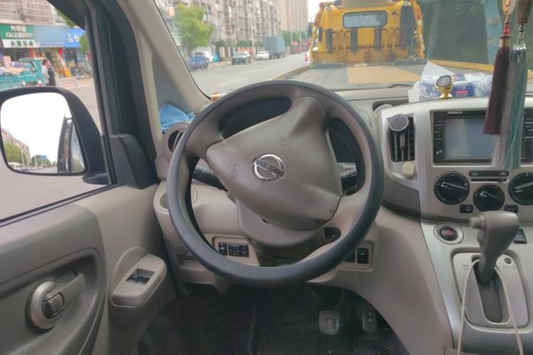 Used Nissan NV200 2014 1.6L CVT Luxury Model China IV Standard Steering Wheel