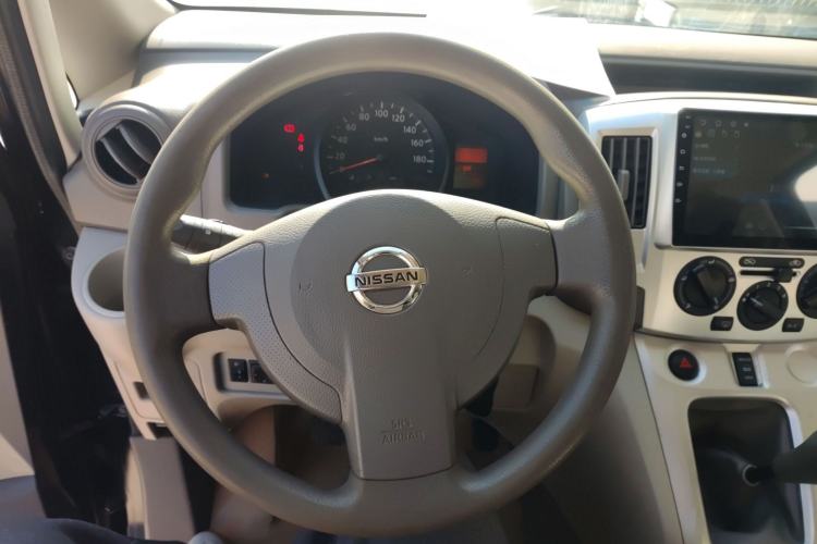 Used Nissan NV200 2014 1.6L Manual Luxury Model China IV Standard Steering Wheel