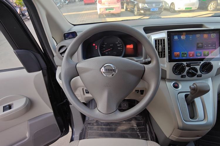 Used Nissan NV200 2014 1.6L CVT Luxury Model China IV Standard Steering Wheel