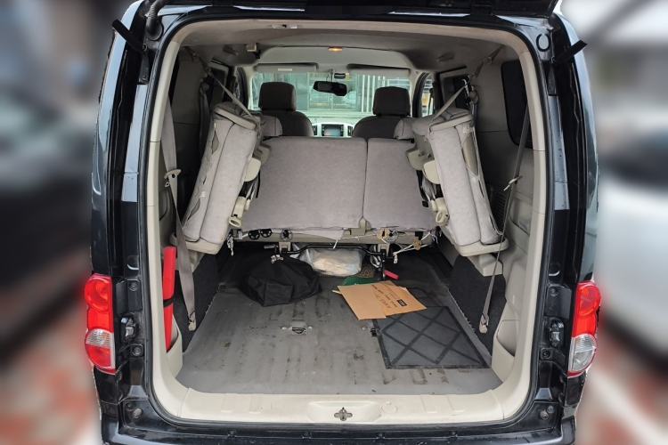 Used Nissan NV200 2014 1.6L CVT Luxury Model China V Standard Trunk