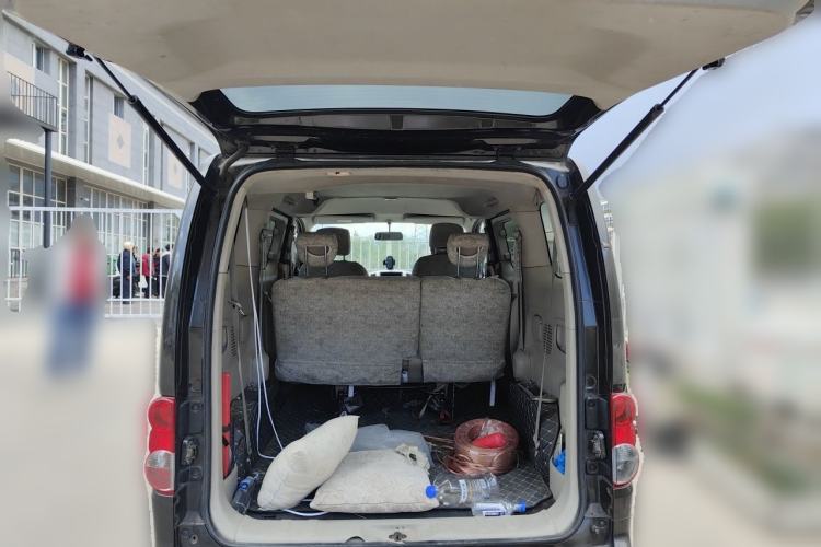 Used Nissan NV200 2014 1.6L CVT Luxury Model China IV Standard Trunk