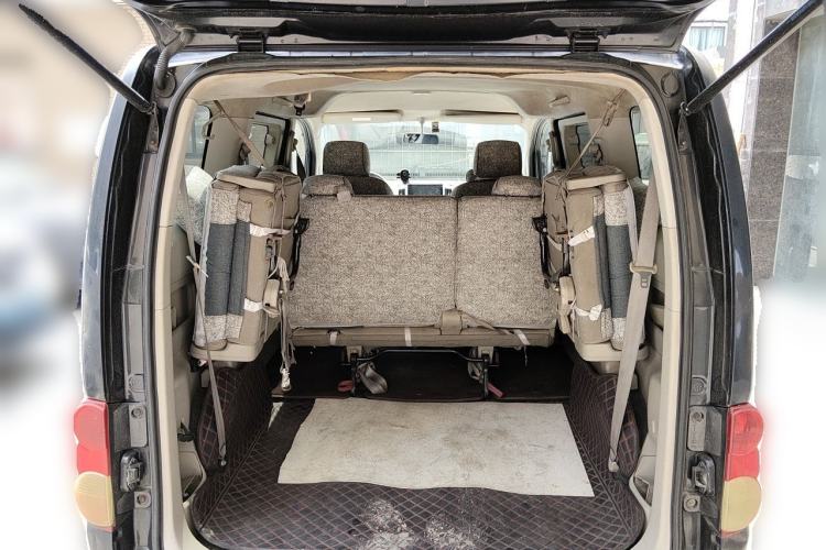 Used Nissan NV200 2014 1.6L CVT Luxury Model China IV Standard Trunk