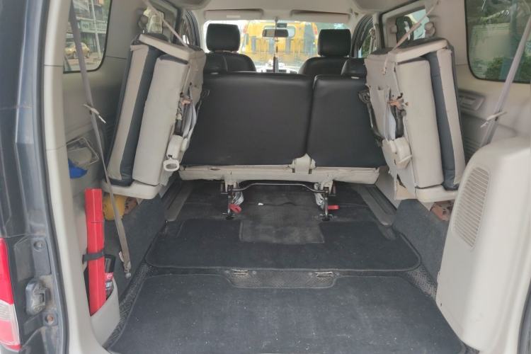 Used Nissan NV200 2014 1.6L CVT Luxury Model China IV Standard Trunk