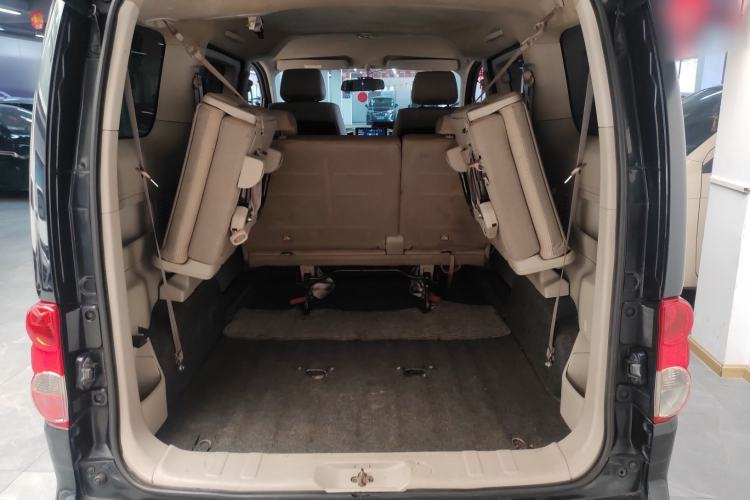 Used Nissan NV200 2014 1.6L Manual Luxury Model China IV Standard Trunk