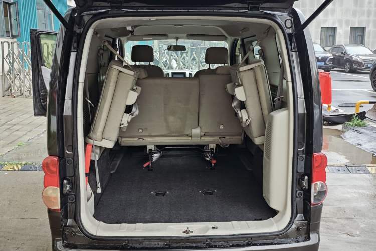 Used Nissan NV200 2014 1.6L Manual Zunya Model China IV Standard Exterior 6