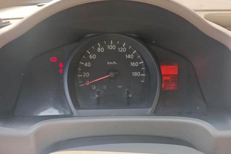 Used Nissan NV200 2014 1.6L CVT Luxury Model China V Standard Instrument Cluster