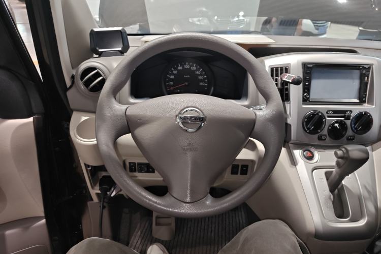Used Nissan NV200 2014 1.6L CVT Luxury Model China IV Standard Steering Wheel