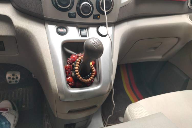 Used Nissan NV200 2014 1.6L Manual Luxury Model China IV Standard Gear Lever