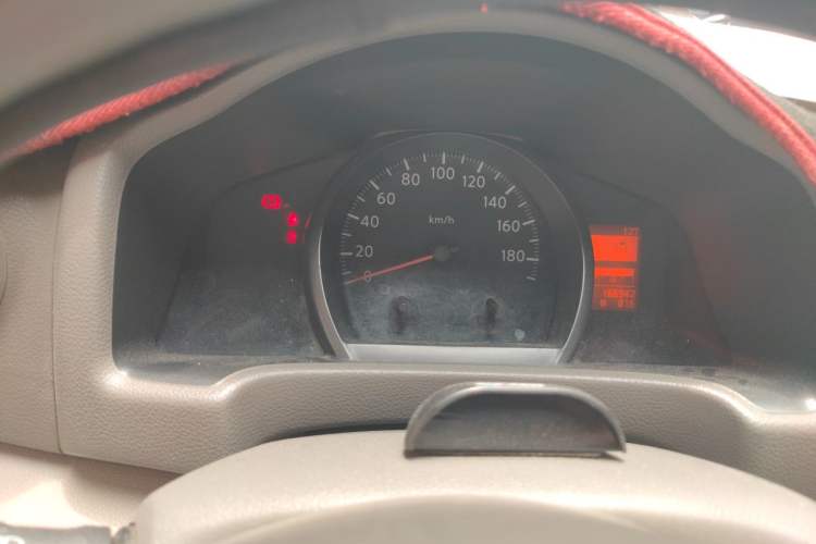 Used Nissan NV200 2014 1.6L Manual Luxury Model China IV Standard Instrument Cluster