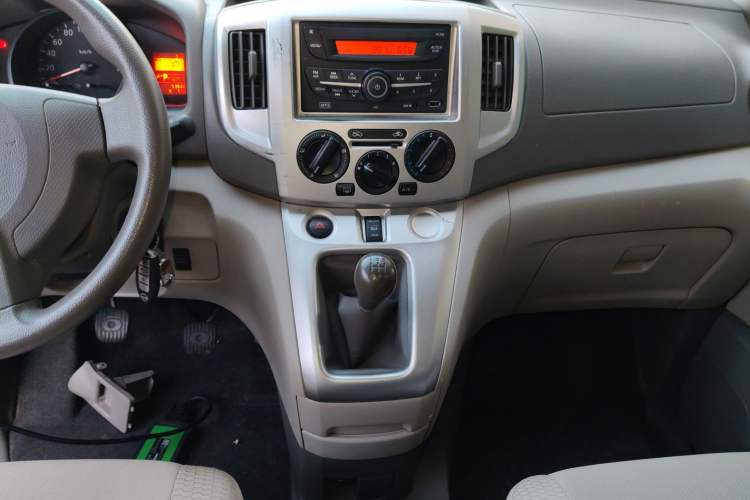 Used Nissan NV200 2014 1.6L Manual Zunya Model China IV Standard Audio And AC Panel