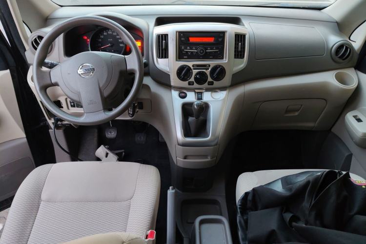 Used Nissan NV200 2014 1.6L Manual Zunya Model China IV Standard Center Console