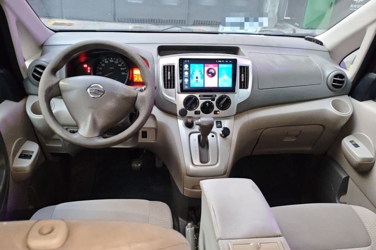 Used Nissan NV200 2014 1.6L CVT Zunya Model China IV Standard Center Console