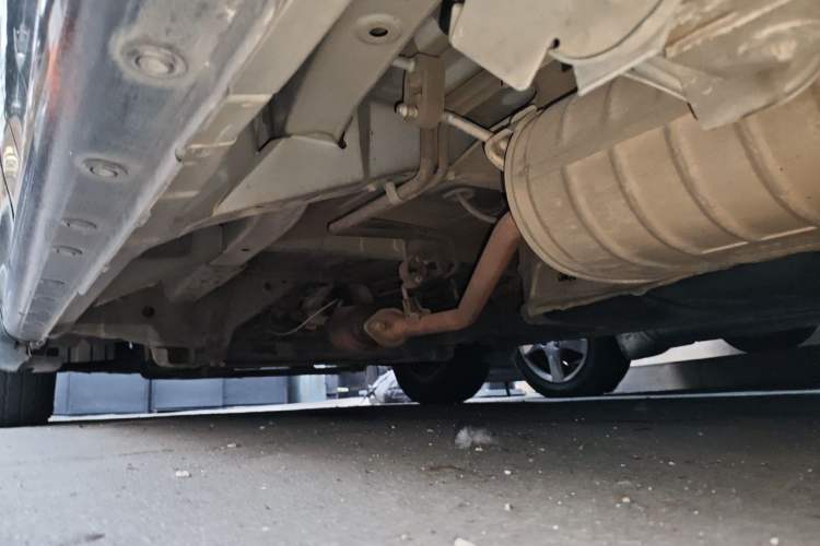 Used Nissan NV200 2014 1.6L CVT Zunya Model China IV Standard Chassis Front Left