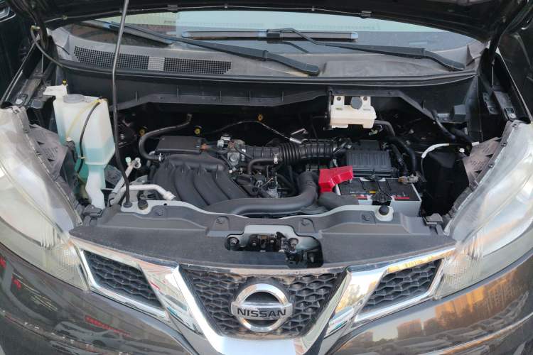 Used Nissan NV200 2014 1.6L Manual Zunya Model China IV Standard Engine Bay